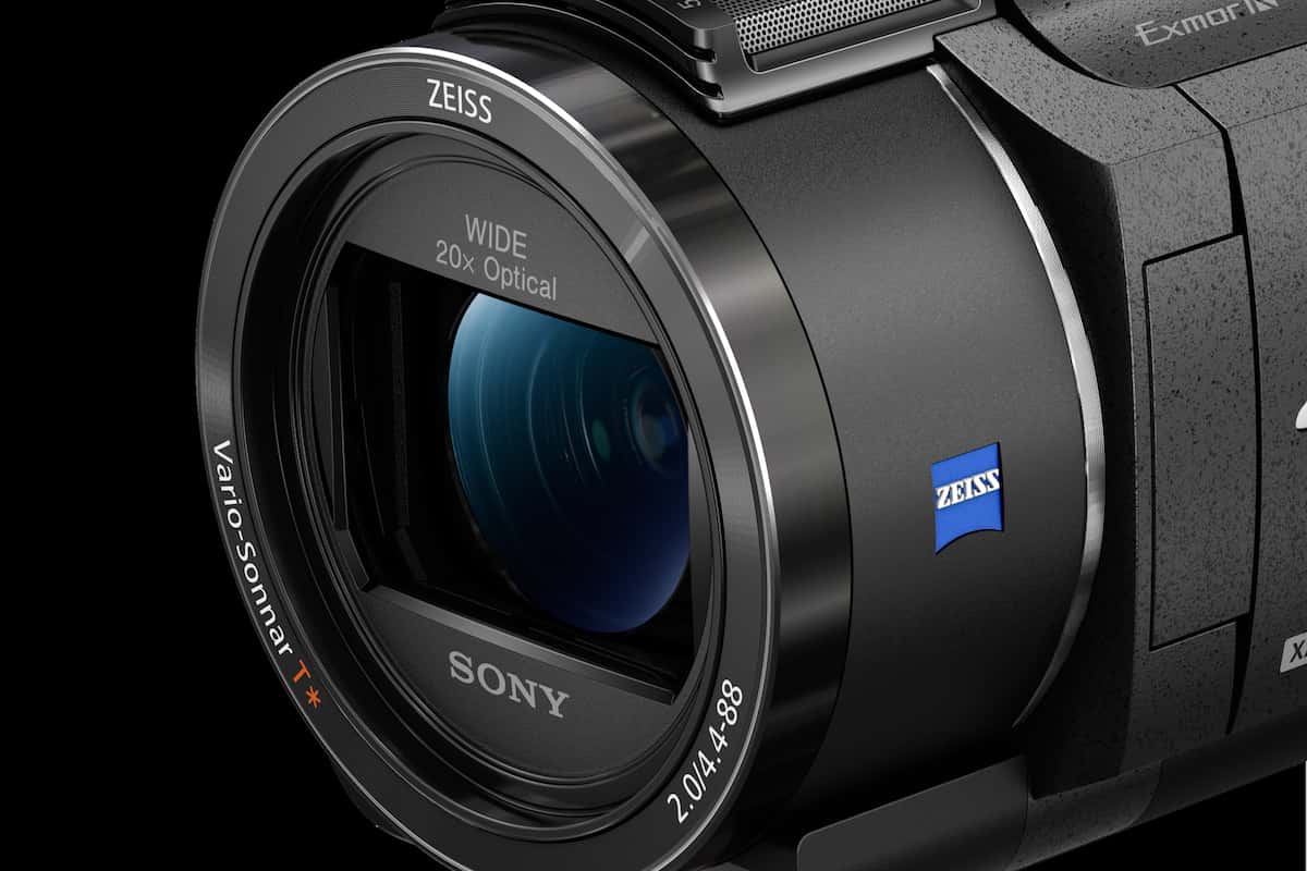 Handycam® 4K cu senzor CMOS Exmor R™ | FDR-AX43A | Sony Romania