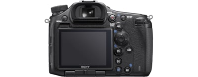 α99 II cu senzor de imagine Full Frame cu iluminare din spate
