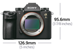 Cameră Full Frame Alpha 9, fără oglinzi şi cu senzor CMOS | ILCE-9