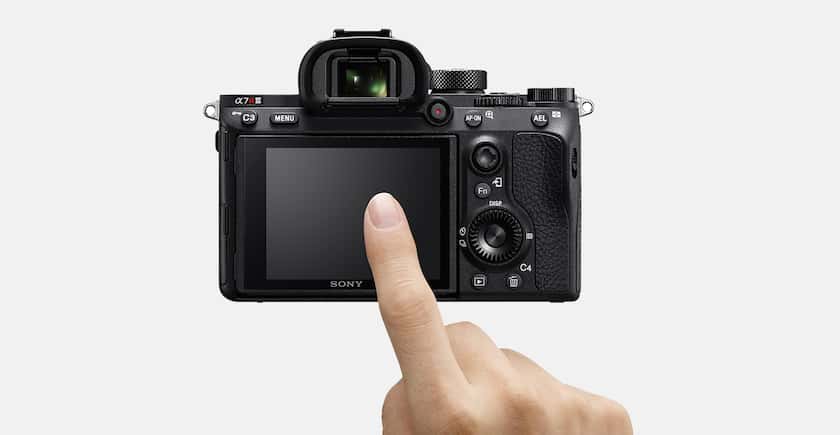 Cameră α7R III Full Frame de 35 mm și focalizare automată | ILCE