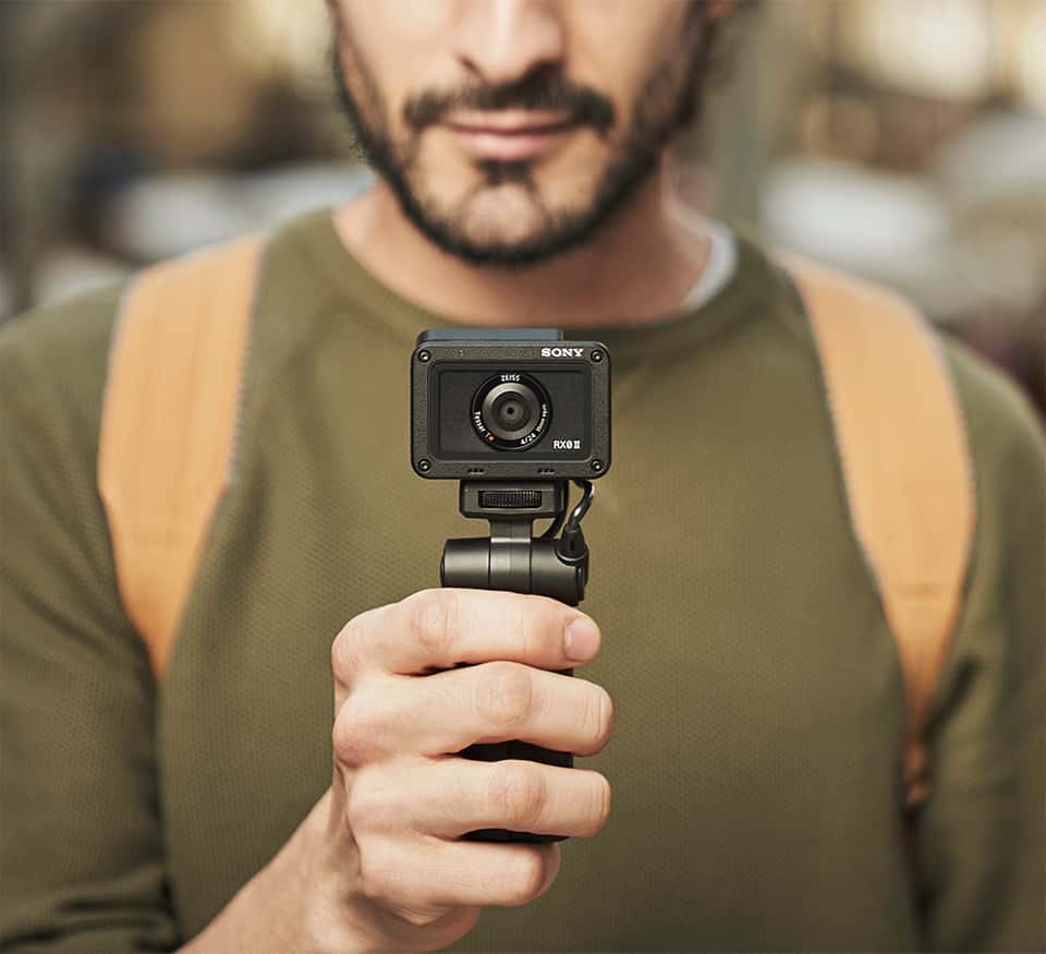 Cameră premium RX0 II, robustă și cu dimensiuni reduse | DSC