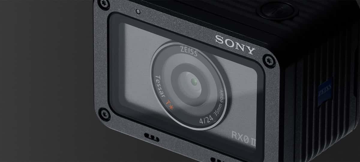 Cameră premium RX0 II, robustă și cu dimensiuni reduse | DSC