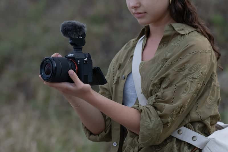 Cameră full frame Alpha 7 V cu focalizare automată AI avansată