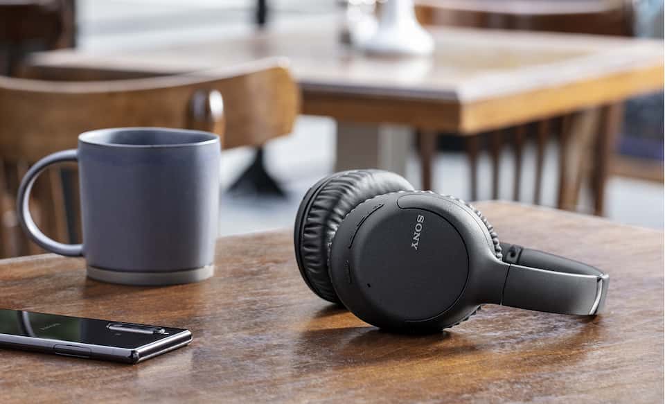 Căşti cu anulare digitală a zgomotului WH-CH710N | Sony Romania